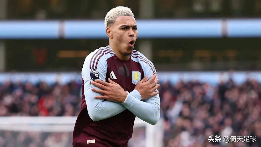 开运体育官方网站-包含国际比赛日英超传出新动向，塞维利亚止住颓势，管理层表态：态度坚定，资深球员宣示担当的词条